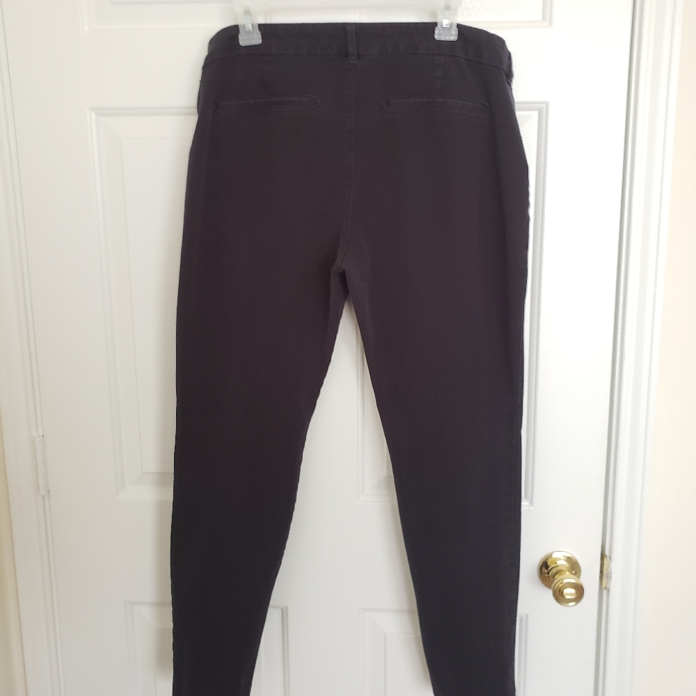 Old Navy Pixie Skinny Pants